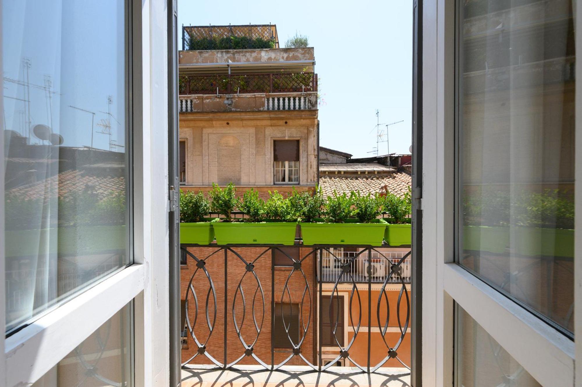 Domus Spagna Frattina Roma Quarto foto