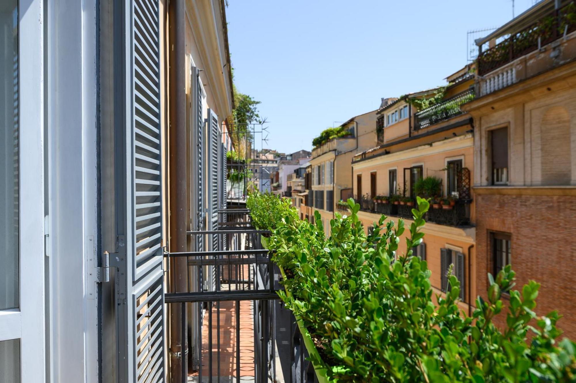 Domus Spagna Frattina Roma Quarto foto