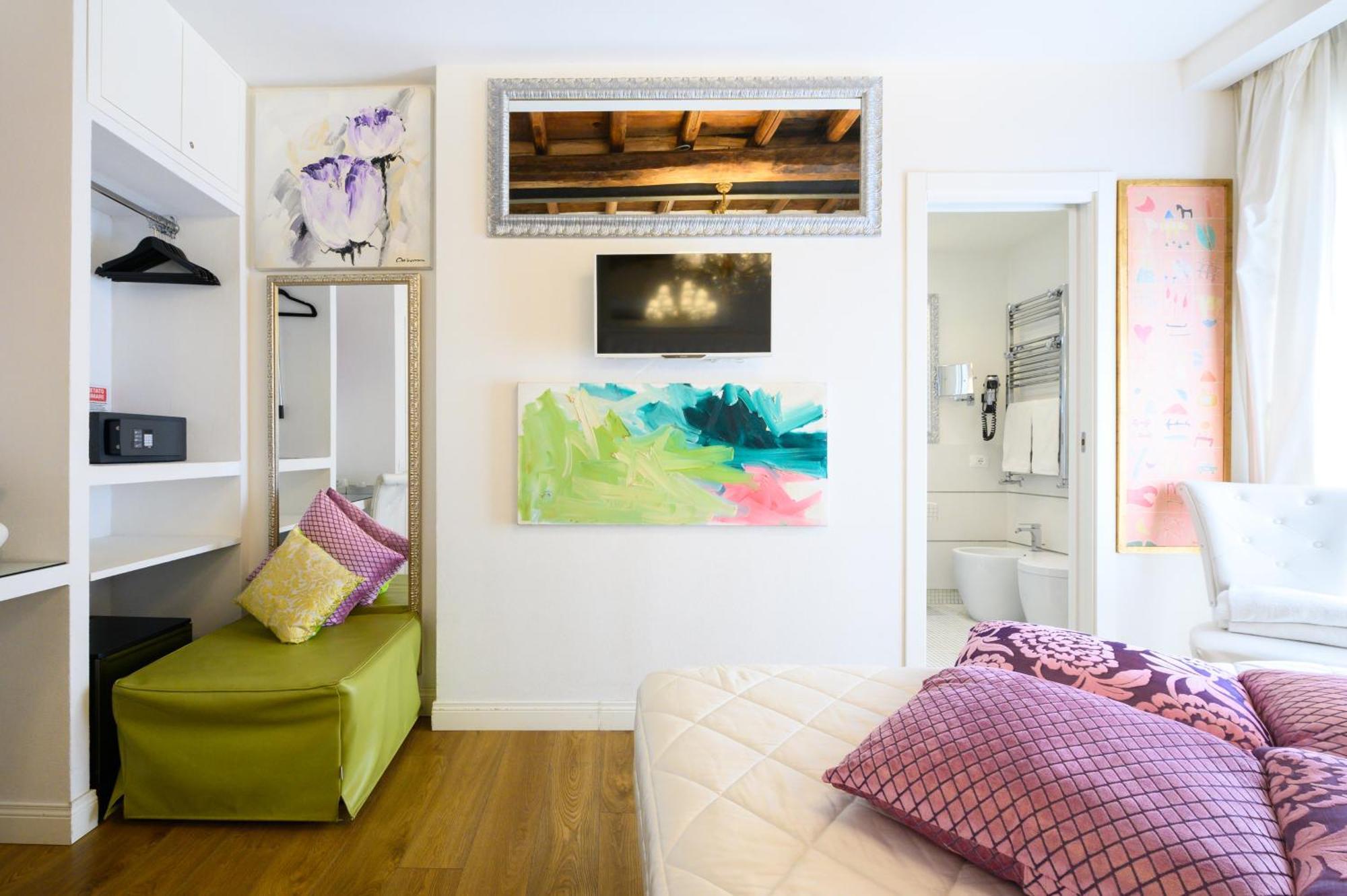 Domus Spagna Frattina Roma Quarto foto